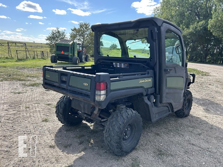 2018-john-deere-gator-xuv-835r-image-5