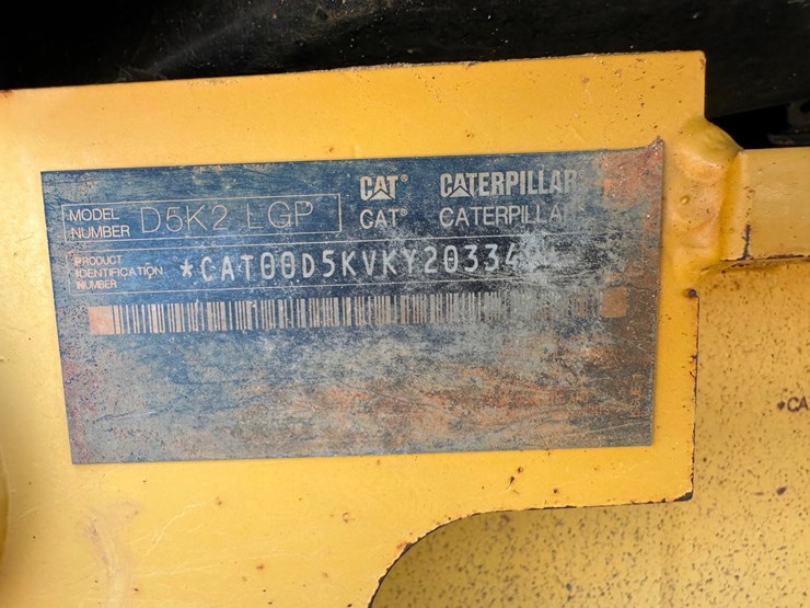 2017-caterpillar-d5-image-34