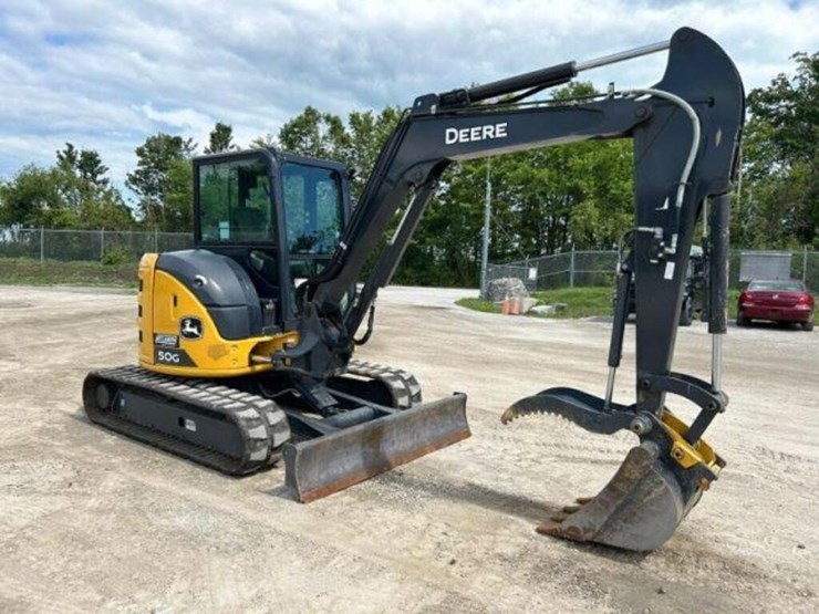 2023-deere-50g-image-3