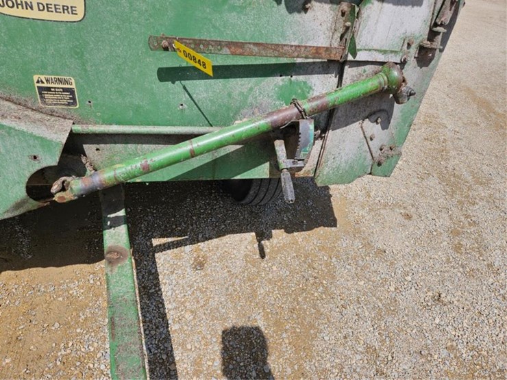 john-deere-125-image-11