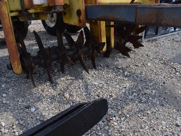 6'-aerway-pasture-aerator-image-6