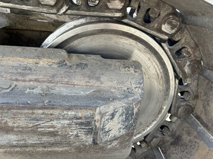 2018-caterpillar-c7-image-28