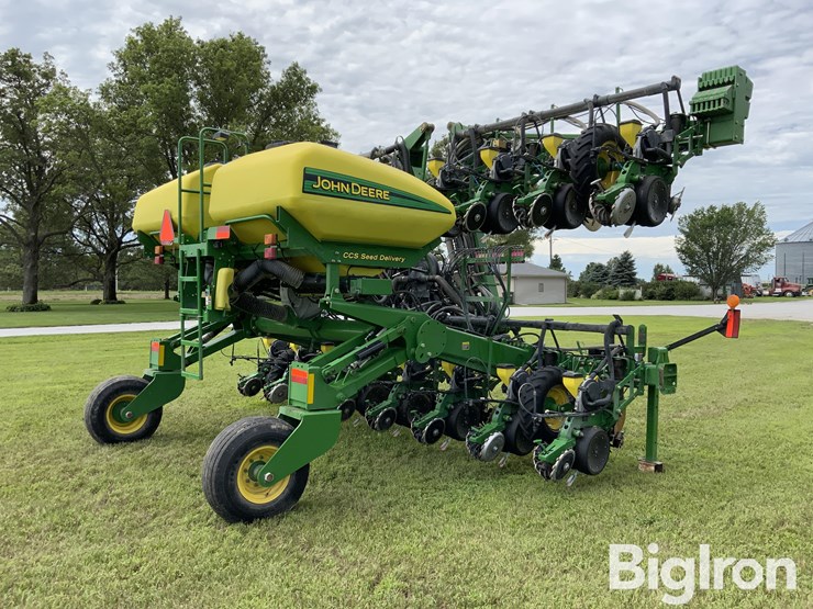 2009-john-deere-1720-ccs-image-5