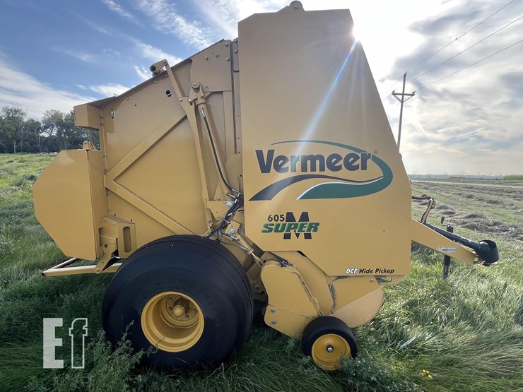 2013-vermeer-605sm-image-2