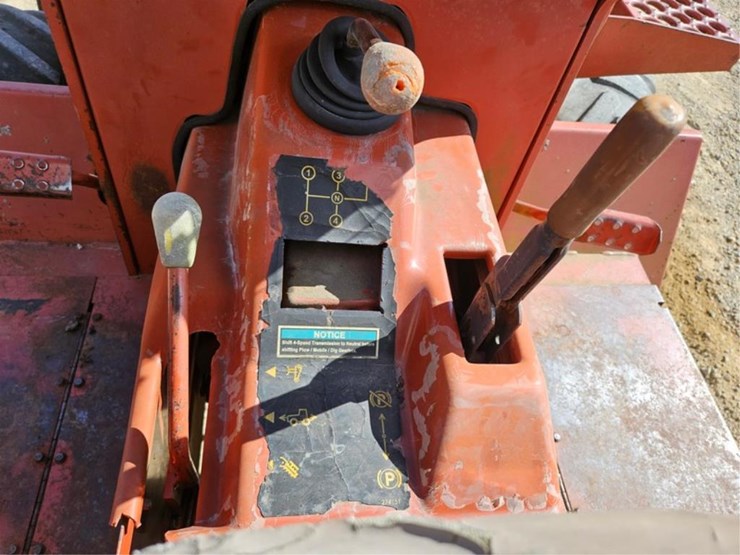 ditch-witch-5110-image-48