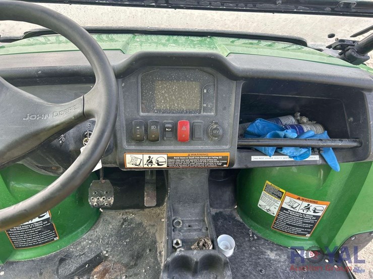 john-deere-gator-image-9