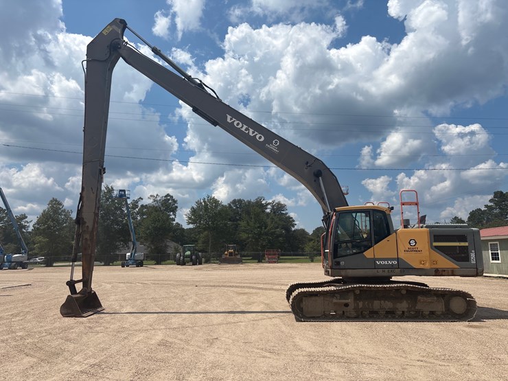 2017-volvo-ec250e-lr-image-2