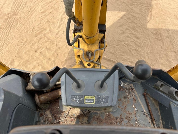 2002-deere-310g-image-42