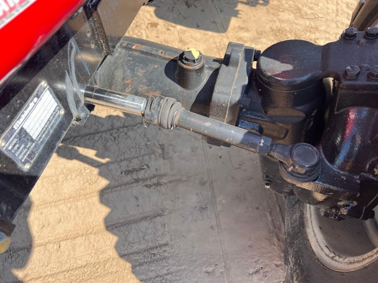mahindra-6110-image-10