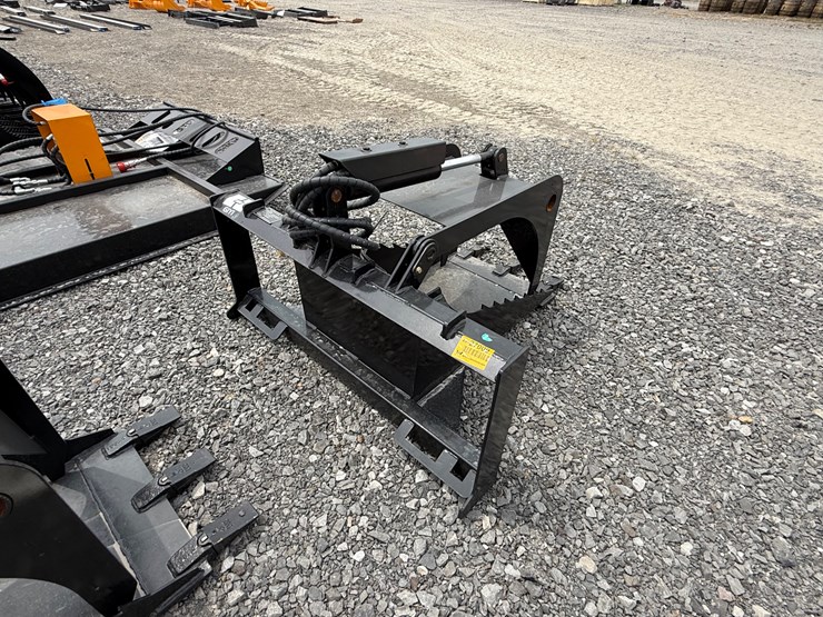 #2000-•-#27009-•-unused-giyi-gy-sgb20-skid-steer-grapple-bucket-d-szczd2506266-image-1