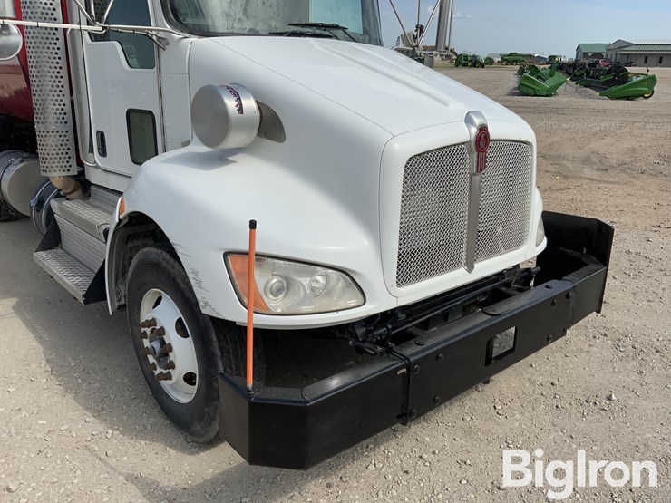 2019-kenworth-t370-image-11