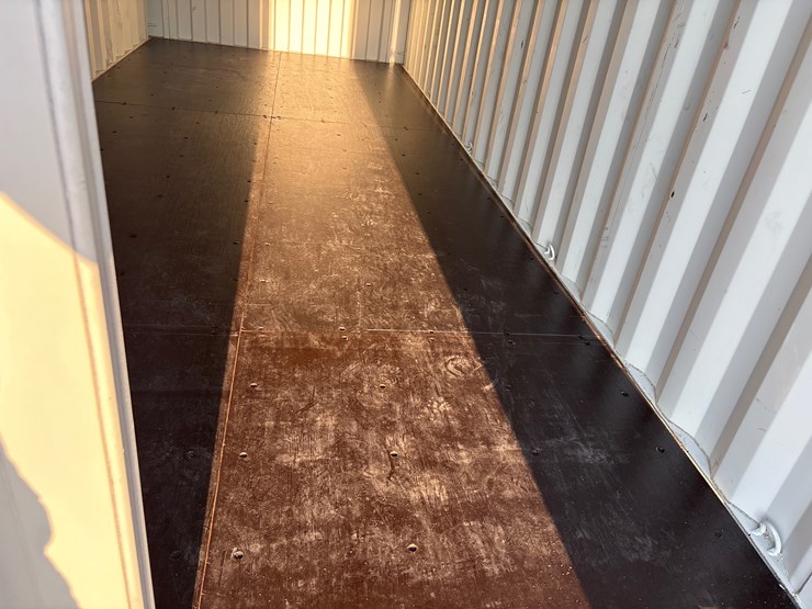 #1216-•-20ft-container-image-5
