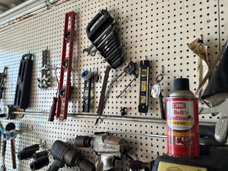 #101-•-contents-of-storage-container-image-21