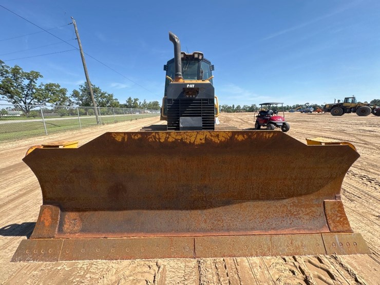 2017-caterpillar-d6k2-lgp-image-3