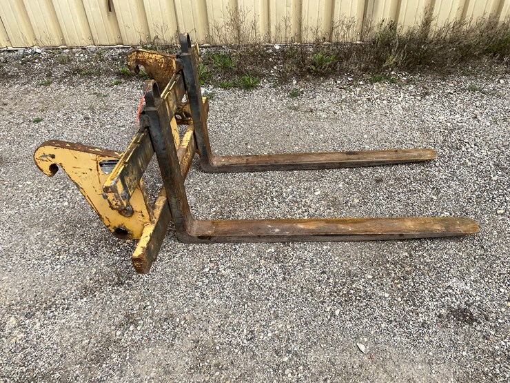 deere-304j-image-4