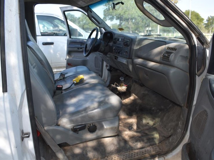 2007-ford-f350-image-8