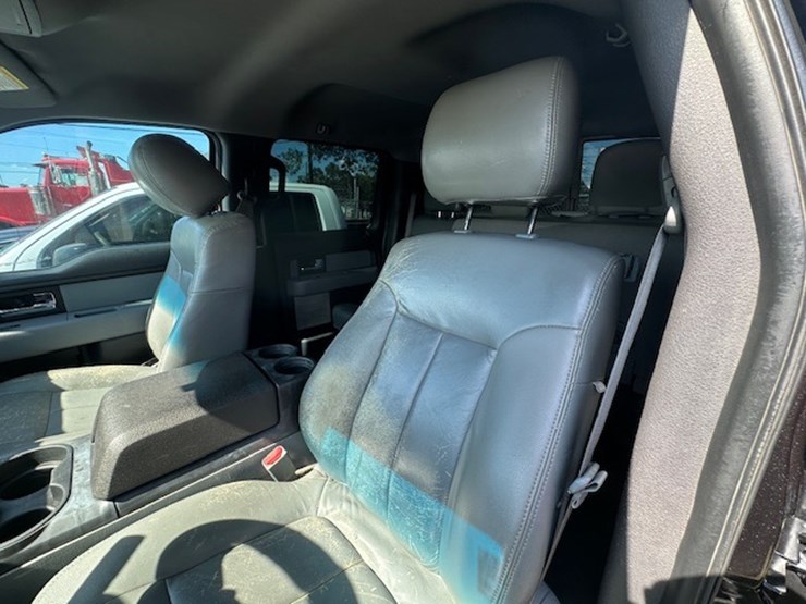 2014-ford-150-image-36