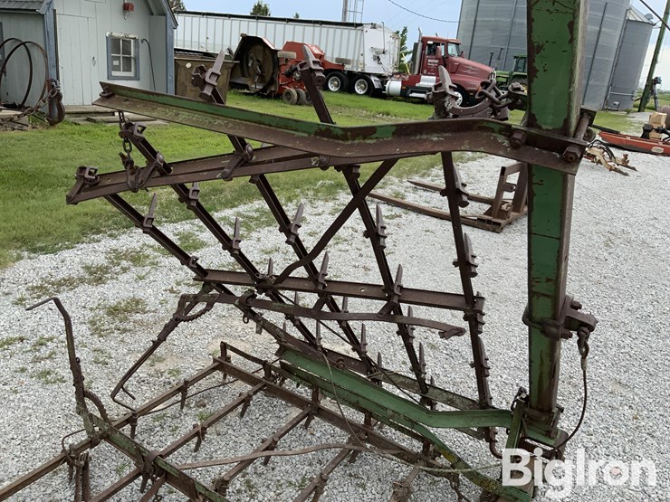 john-deere-25-image-13