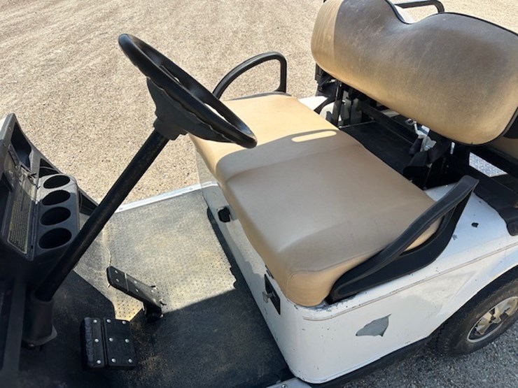 #57-•-ez-go-golf-cart-image-15