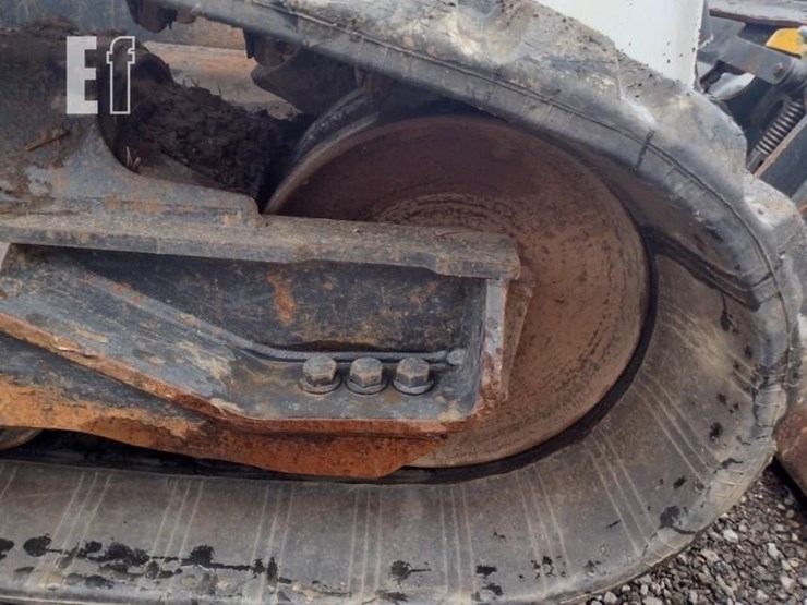 2019-bobcat-t770-image-34