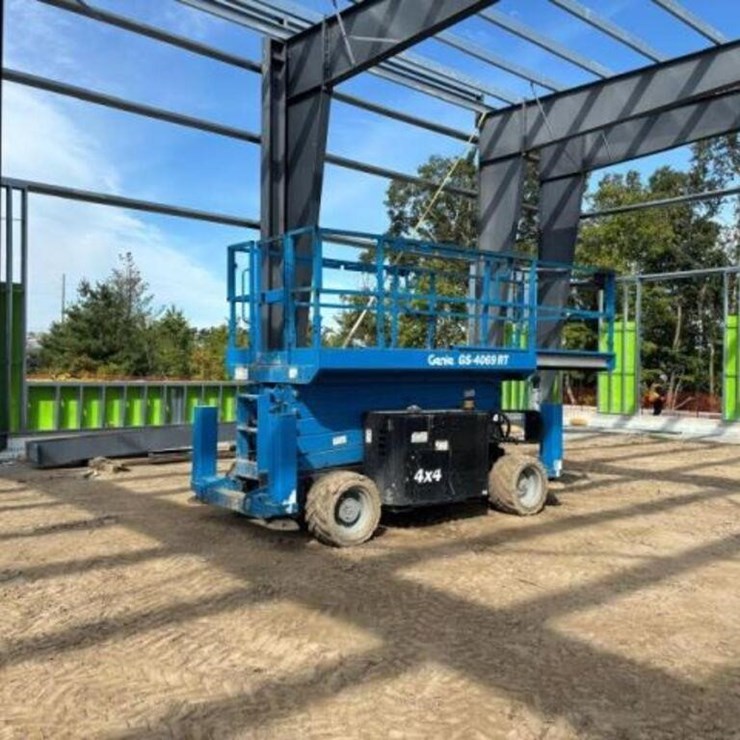 2014 GENIE GS4069RT
