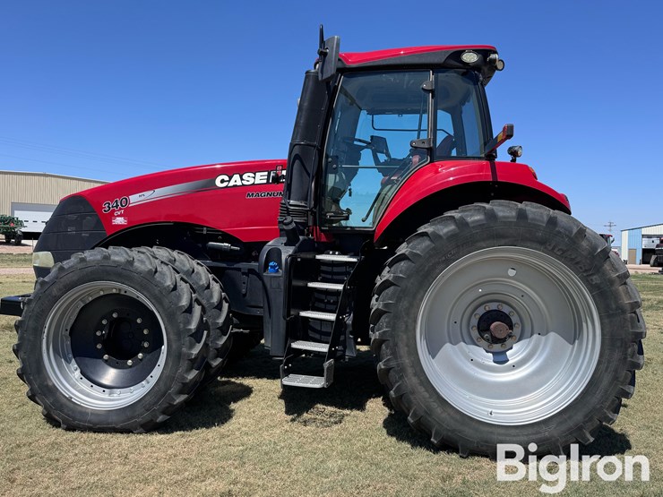 2016-case-ih-magnum-340-cvt-image-8