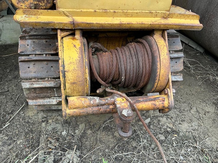 caterpillar-d2-image-29