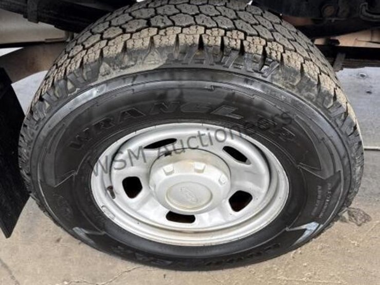 2012-ford-f350-image-8