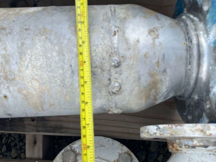 1500-gal.-stainless-steel-chemical-mixing-tank-and-stainless-fittings-image-13