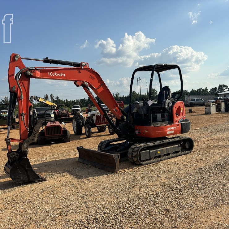 2022 KUBOTA KX040-4