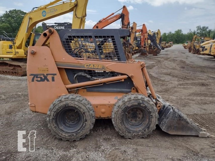 case-75-xt-image-3