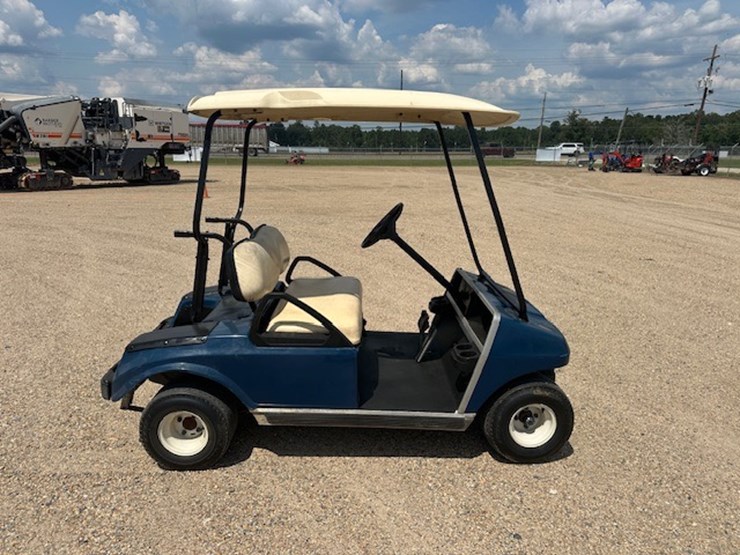 #65-•-club-car-golf-cart-image-7