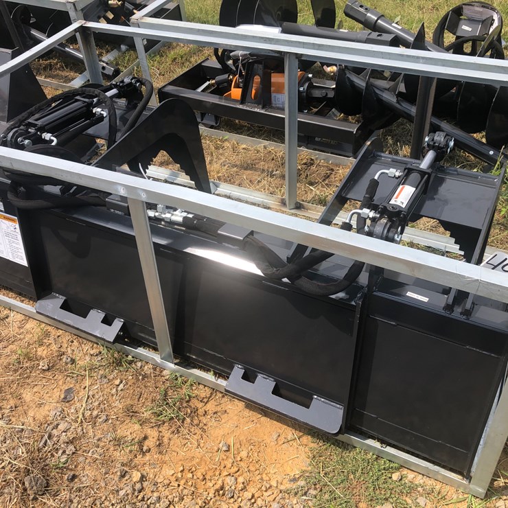 #49 • WOLVERINE 72” GRAPPLE BUCKET
