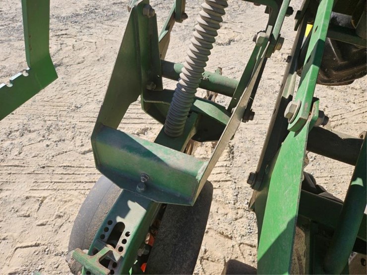 john-deere-1530-image-26