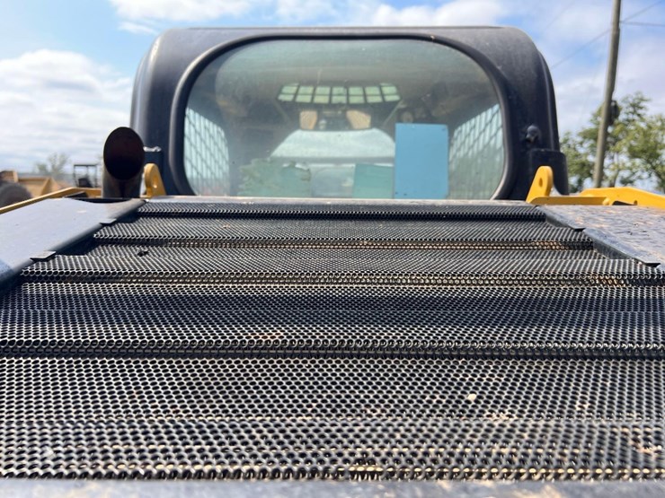 2018-caterpillar-259d-image-22