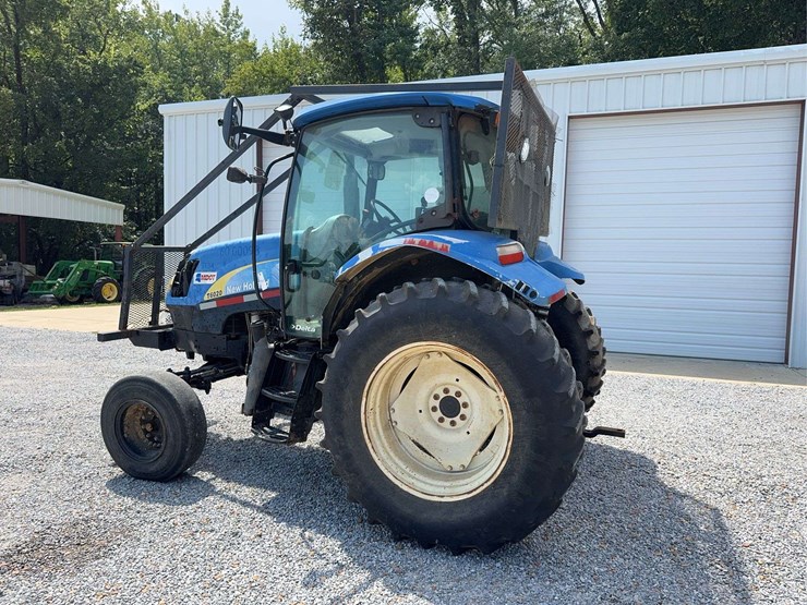 new-holland-t6020-image-3