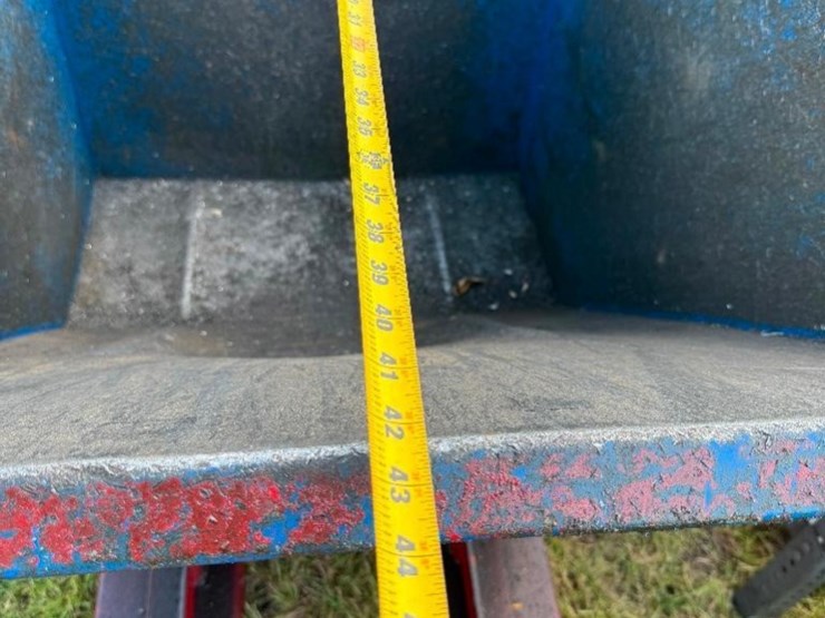 self-dumping-hopper-image-4