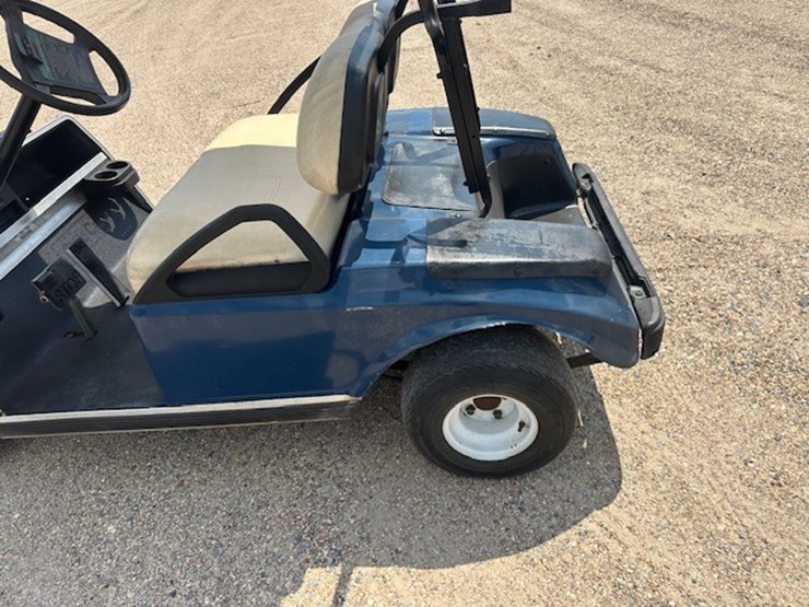 #65-•-club-car-golf-cart-image-12