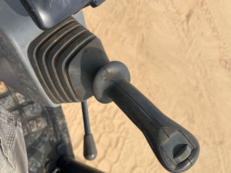 2018-caterpillar-303e-cr-image-34