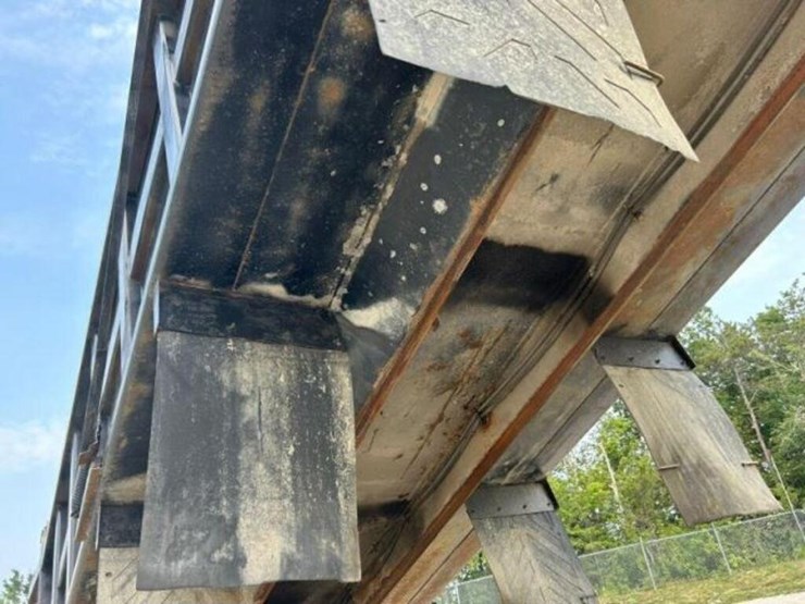 2005-volvo-tri/a-dump-truck-4v5k99gh55n391882-image-54