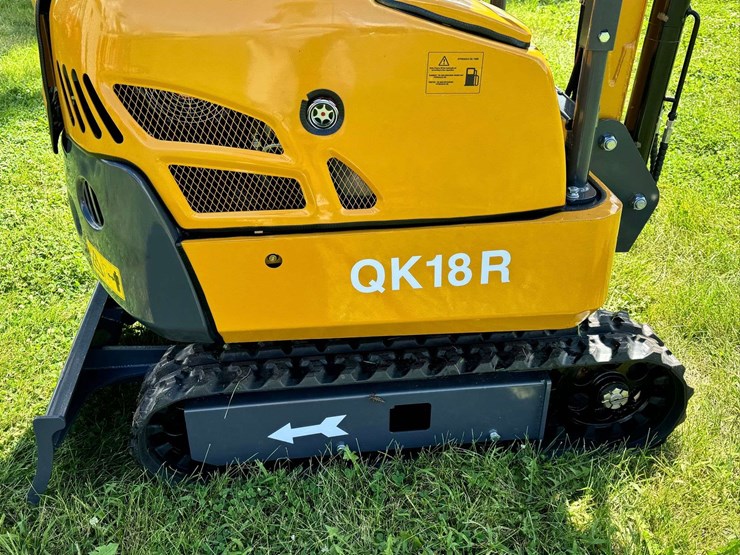 2025-cfg-industrial-qk18r-mini-excavator-...-unused-image-6