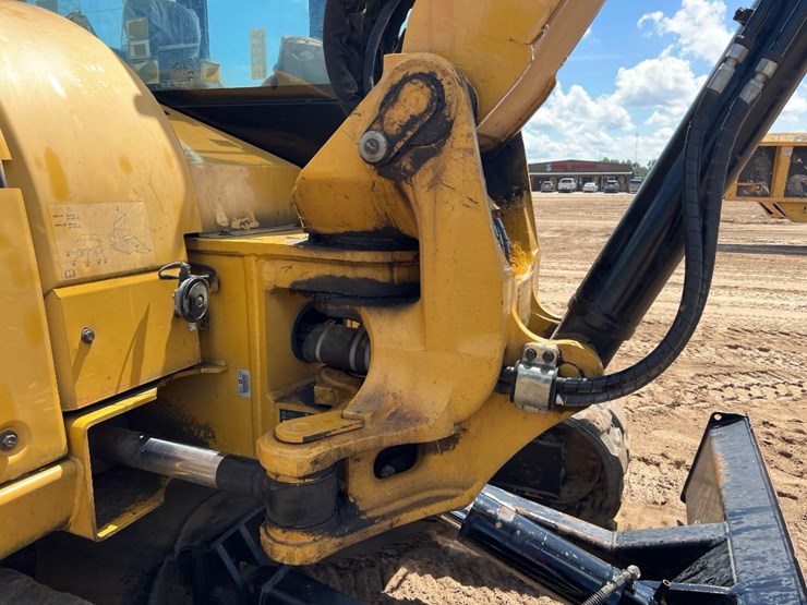 2016-caterpillar-308e2-cr-image-27