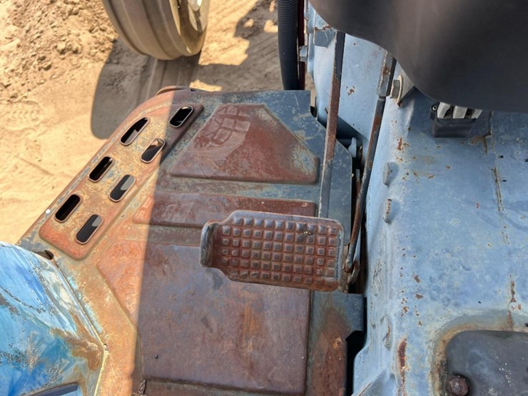 new-holland-tn75-image-27