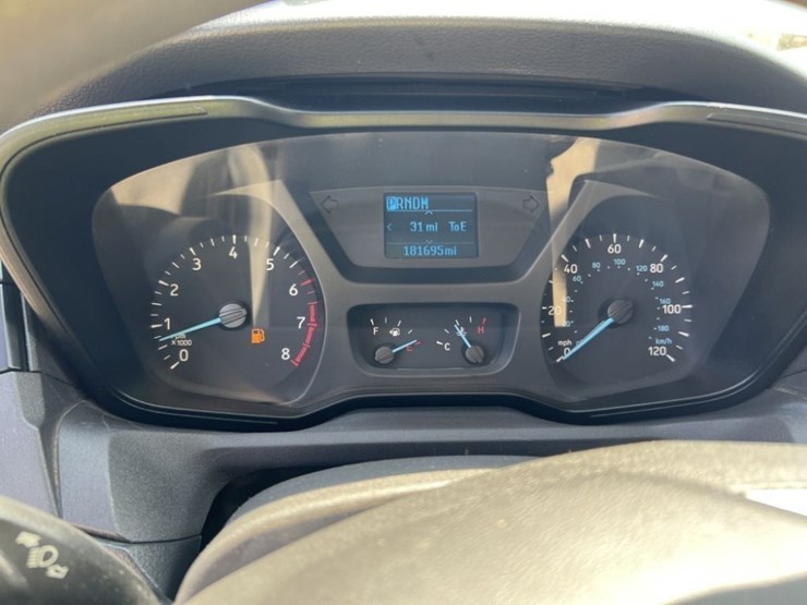 2015-ford-transit-image-24