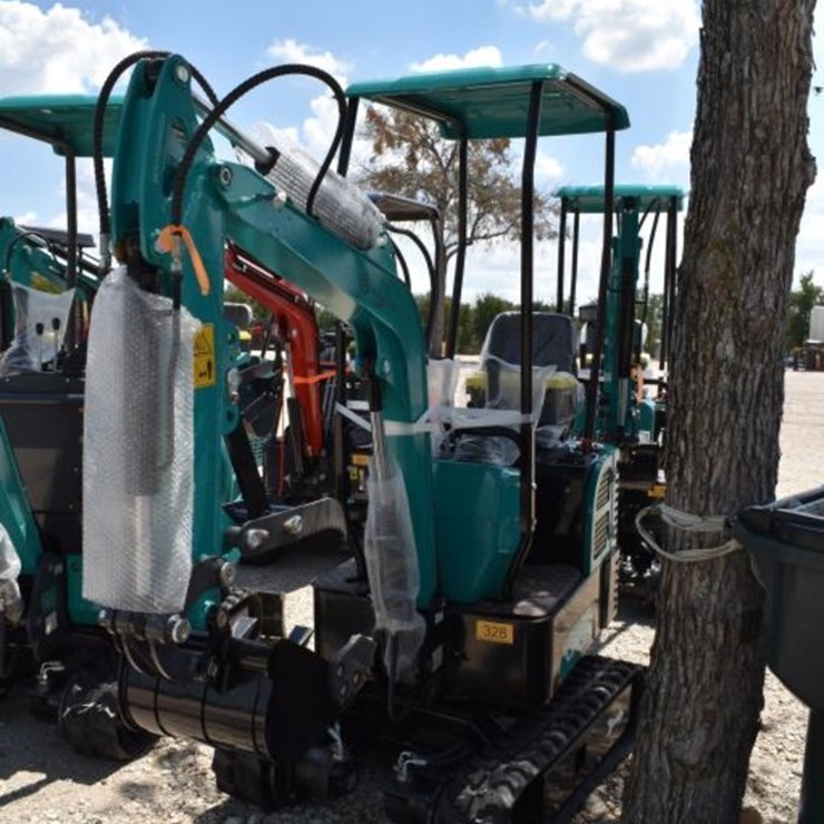 QH12R MINI EXCAVATOR (SERIAL # MH12R202507010531) (K)