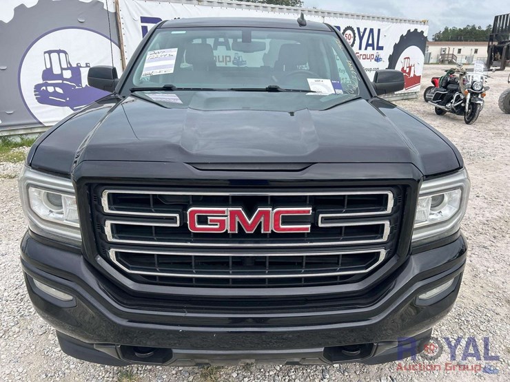 2017-gmc-sierra-1500-image-28