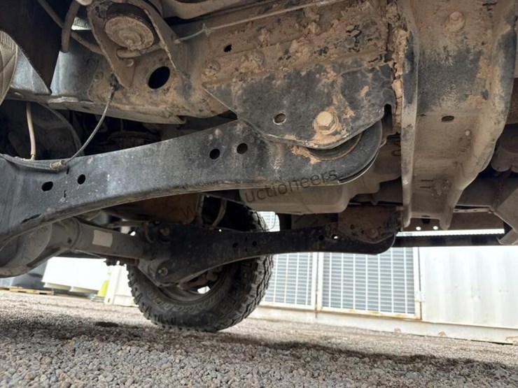 2009-ford-f350-image-28