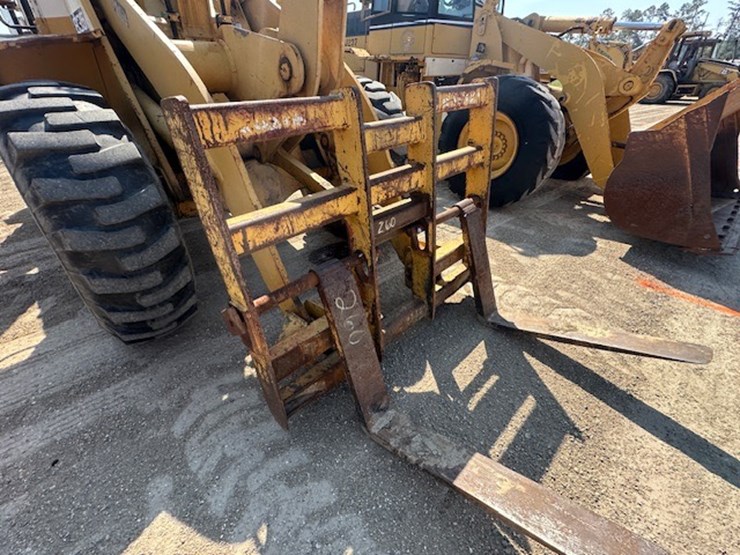 #2286-•-tcm-835-2-series-rubber-tire-loader-image-20