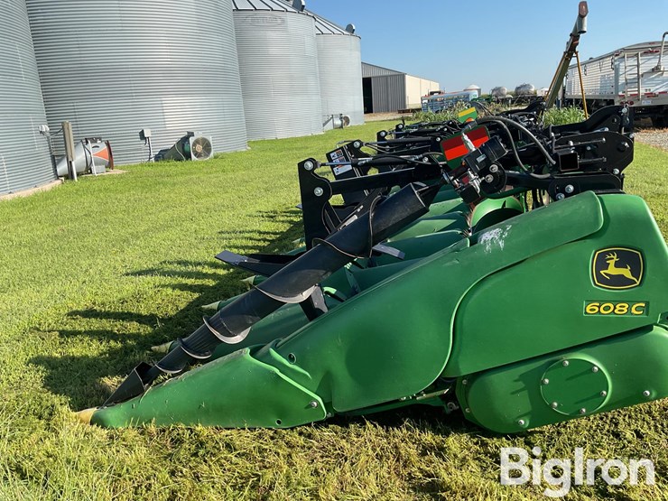 2013-john-deere-608c-image-8