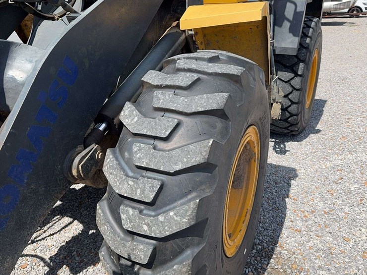 2012-komatsu-wa250-image-13